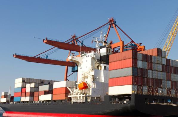 青島貨代以其地理優勢和專業服務為支撐成為了連接青島與世界的橋梁