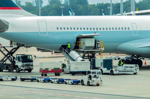 天津國(guó)際貨運(yùn)是中國(guó)重要的海運(yùn)樞紐之一