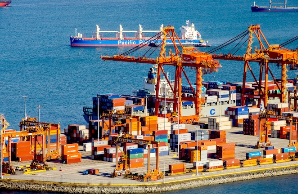 天津港正加速向智慧港口轉型，這為出口海運貨代行業帶來了機遇